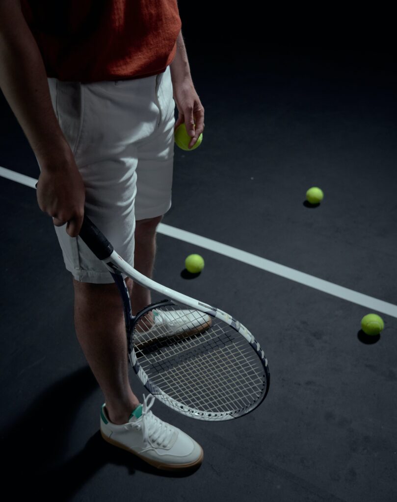 how to maintain your tennis racket